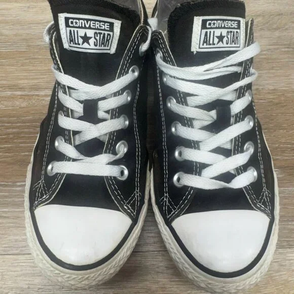 Converse Chuck Taylor All Star Black Canvas Sneakers Women's Size 9/Men's 7 - Picture 2 of 7